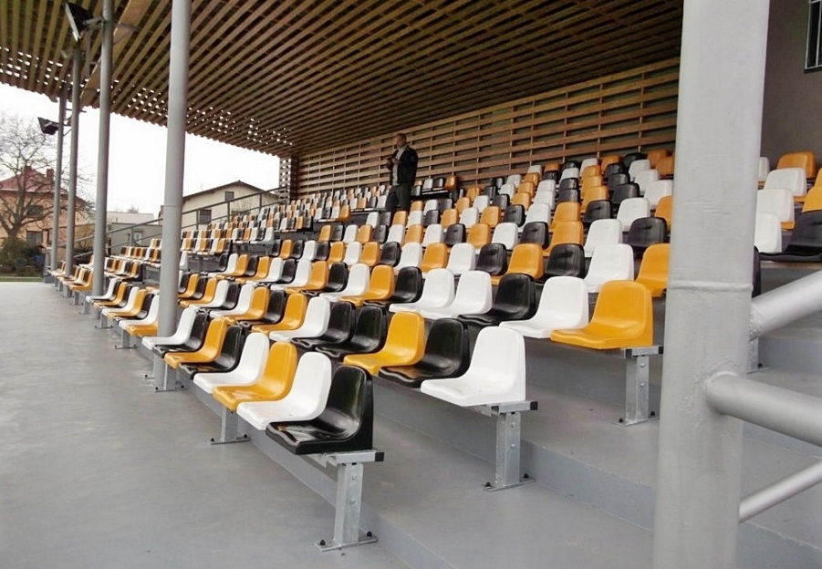 sedačky pro stadiony prostar 4